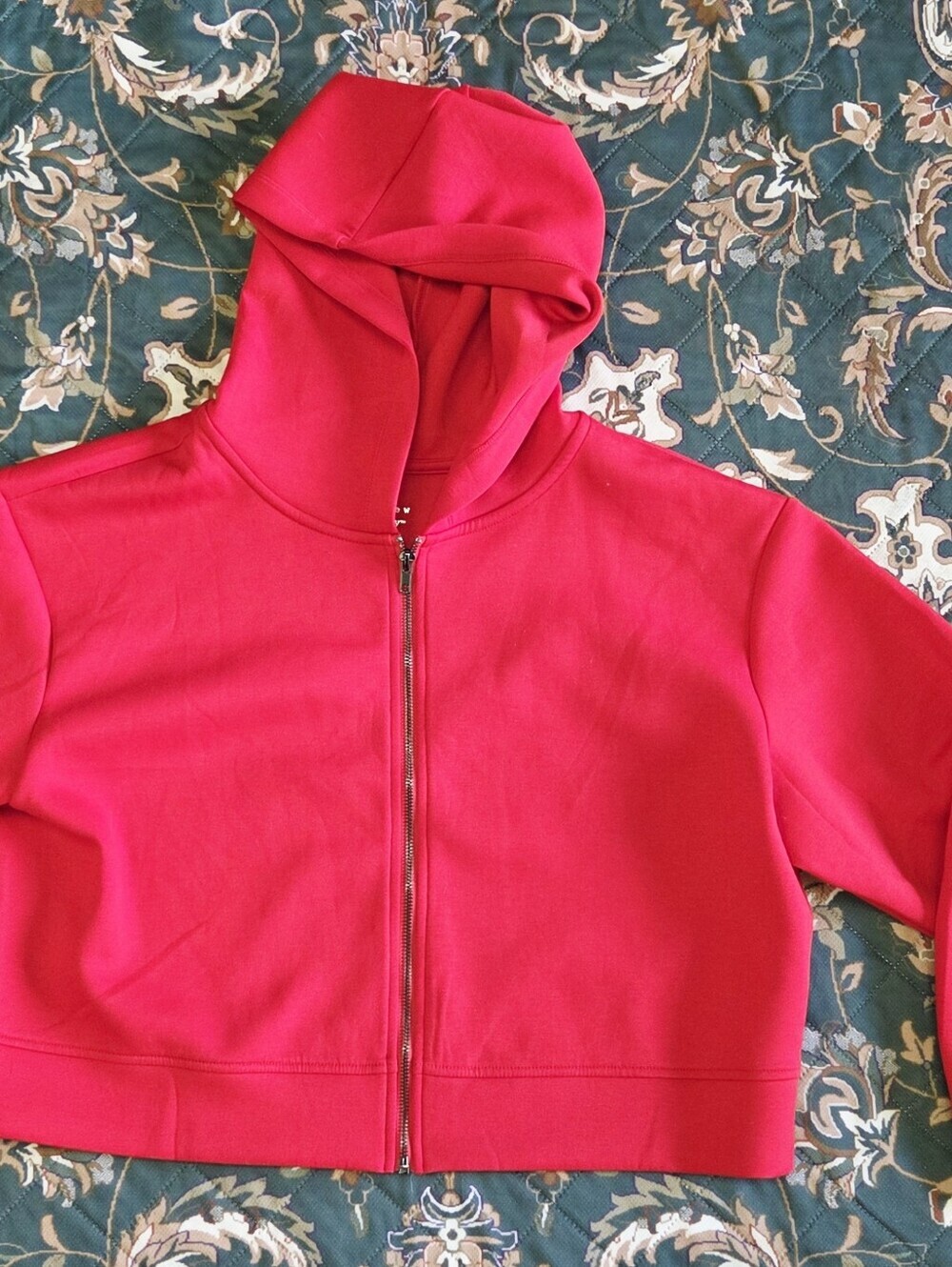 A new day red cropped hoodie XL - Picture 4 of 9